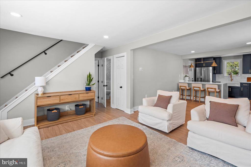 510 OVERCREST ROAD