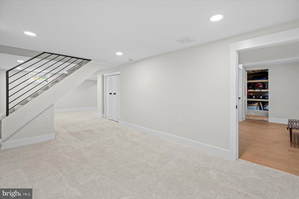 510 OVERCREST ROAD