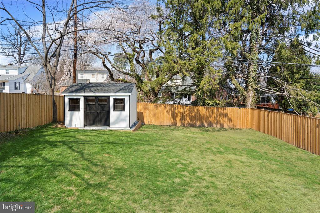 510 OVERCREST ROAD