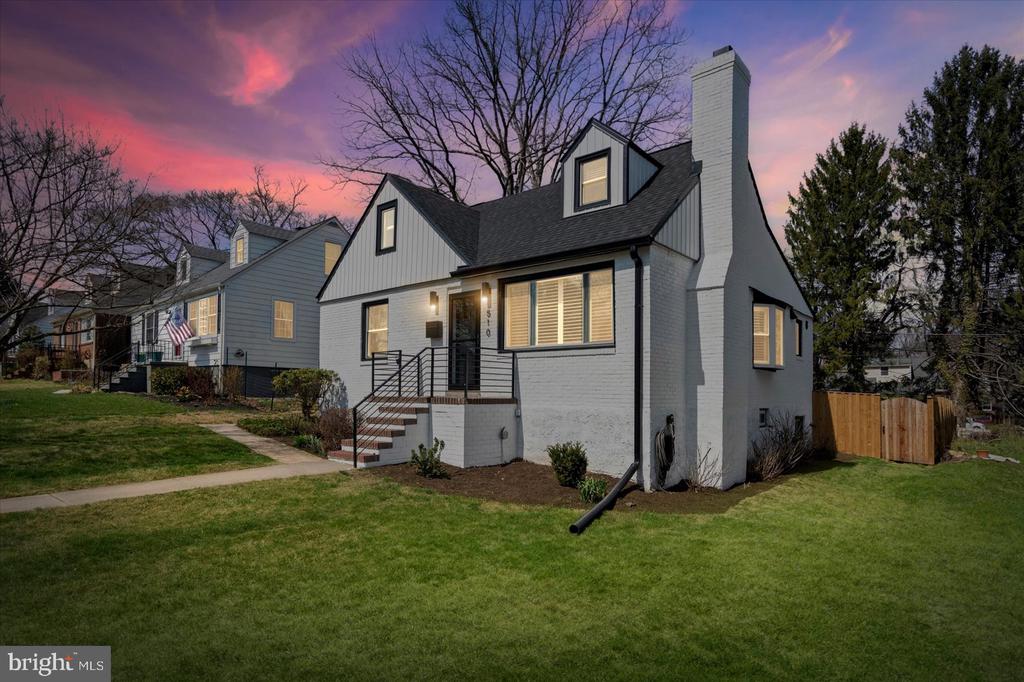 510 OVERCREST ROAD