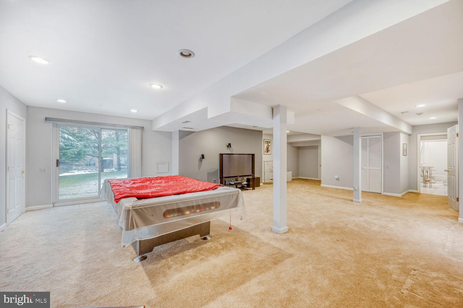 3724 ASHLEY WAY