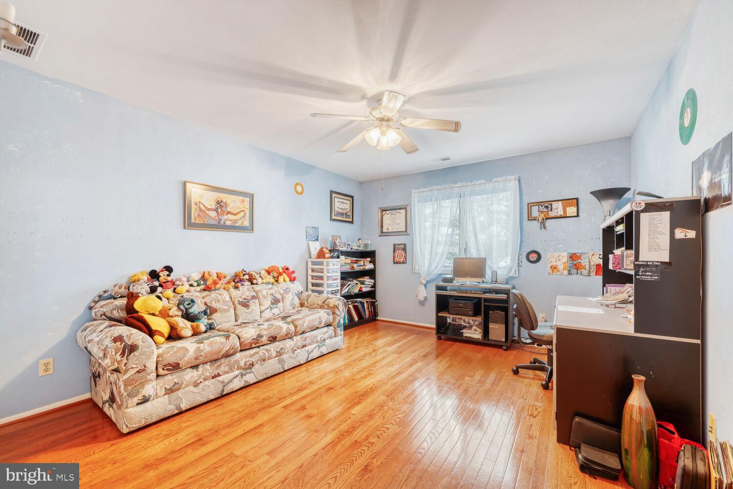 3724 ASHLEY WAY