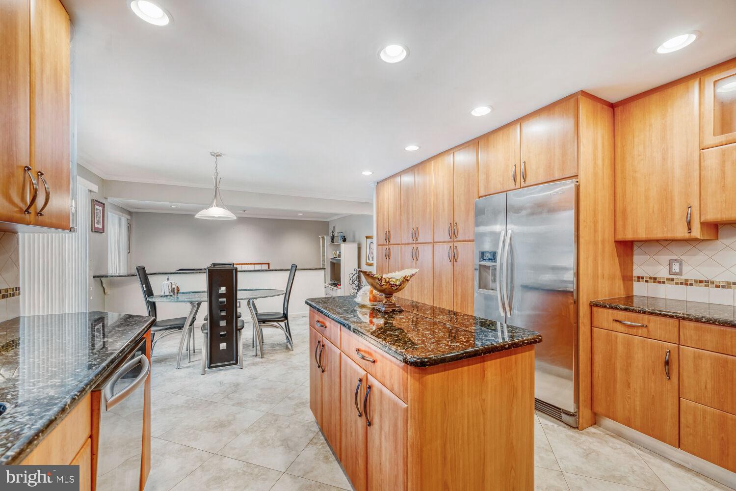 3724 ASHLEY WAY