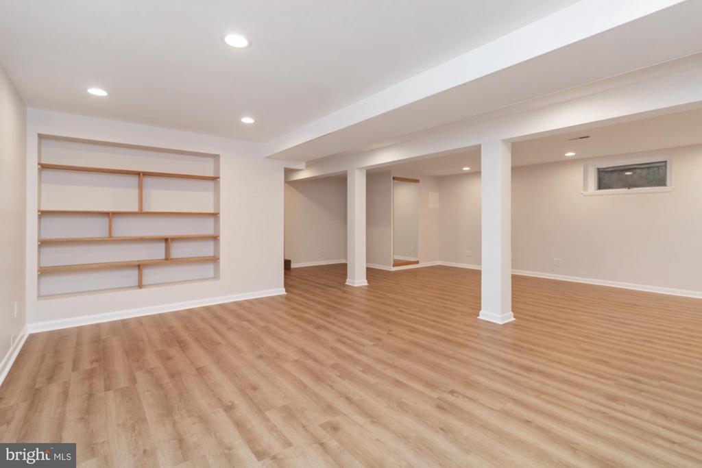 2414 STANWICK ROAD