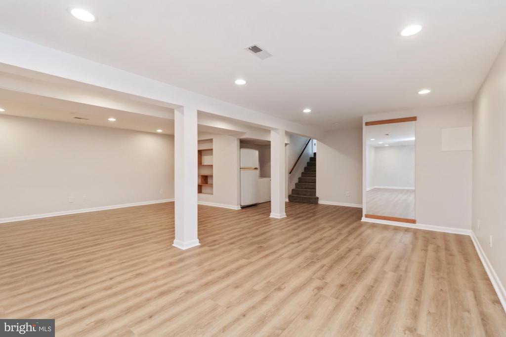 2414 STANWICK ROAD