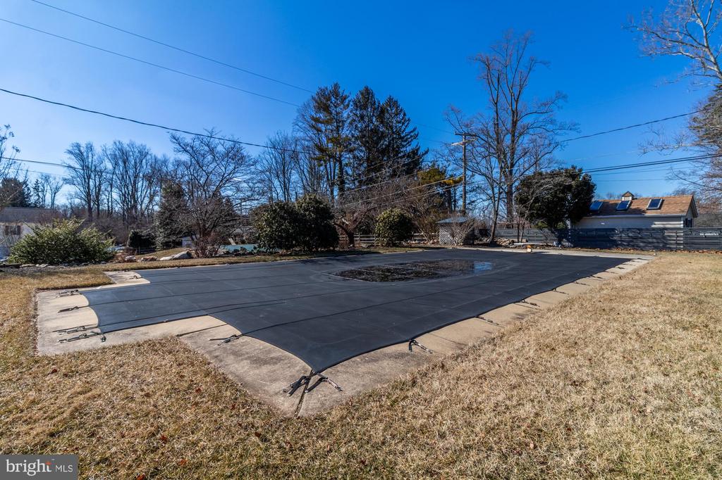 2414 STANWICK ROAD