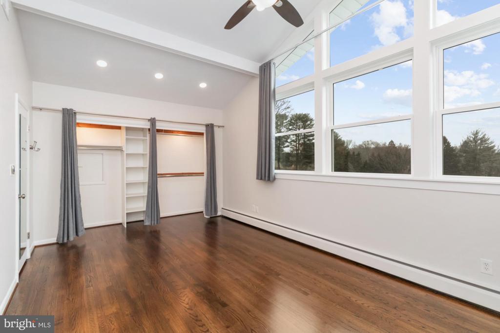 2414 STANWICK ROAD