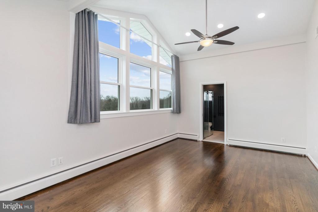 2414 STANWICK ROAD