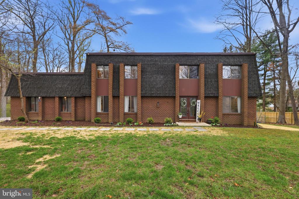 3413 ENGLEMEADE