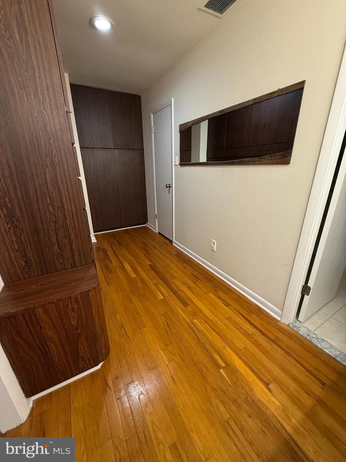 3413 ENGLEMEADE