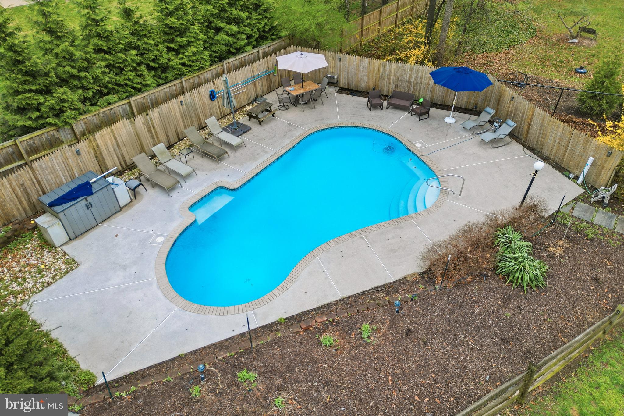 3413 ENGLEMEADE