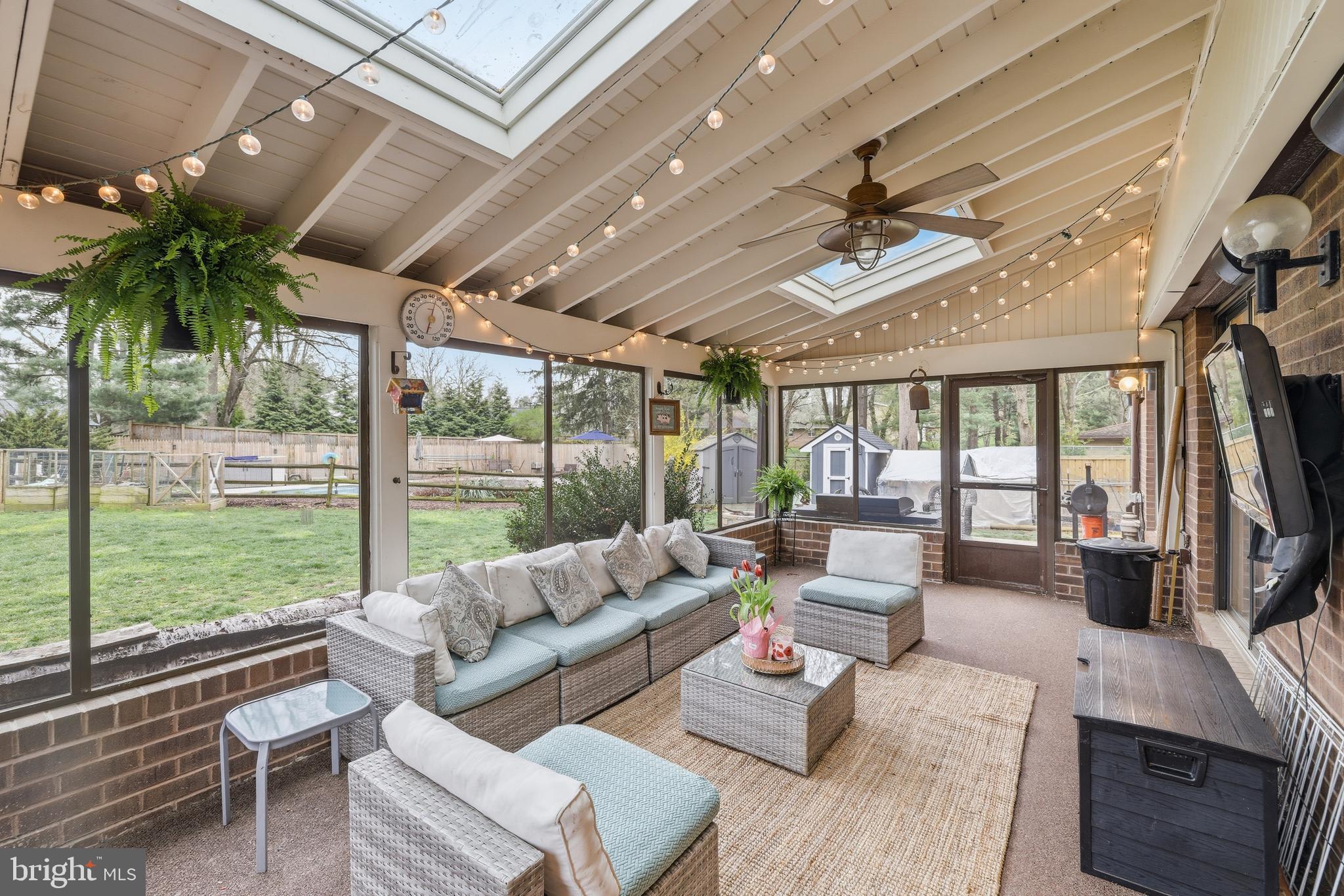 3413 ENGLEMEADE