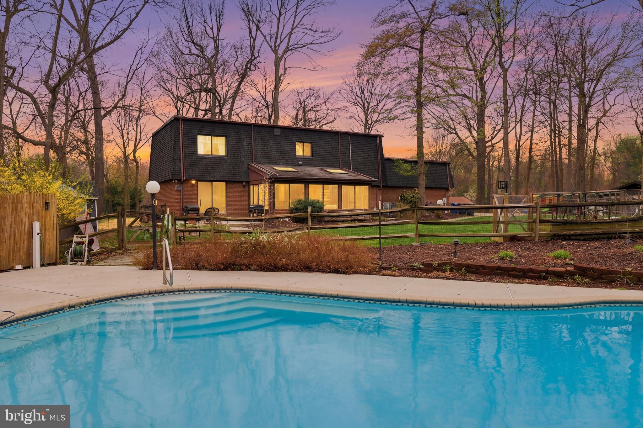 3413 ENGLEMEADE
