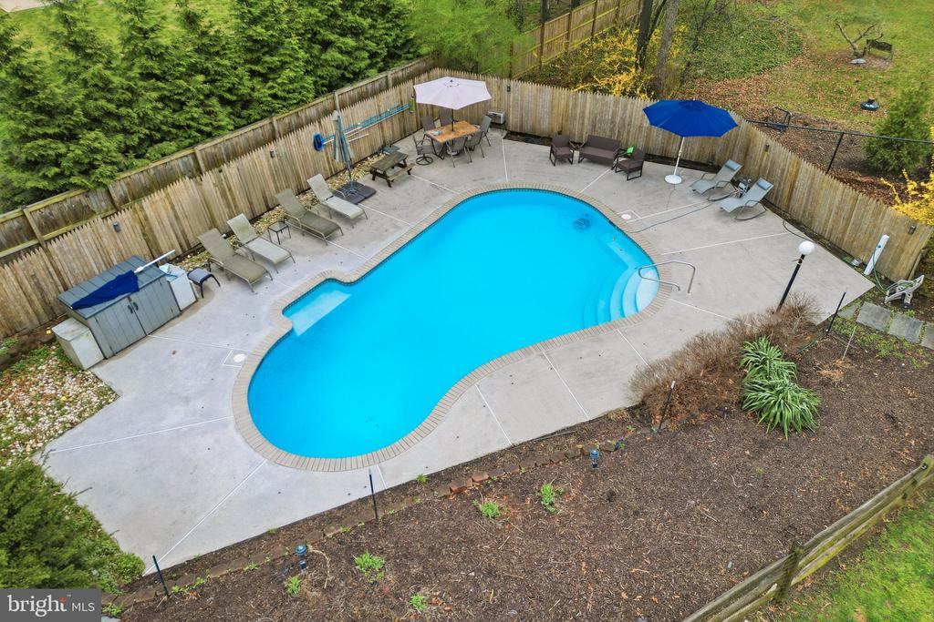 3413 ENGLEMEADE