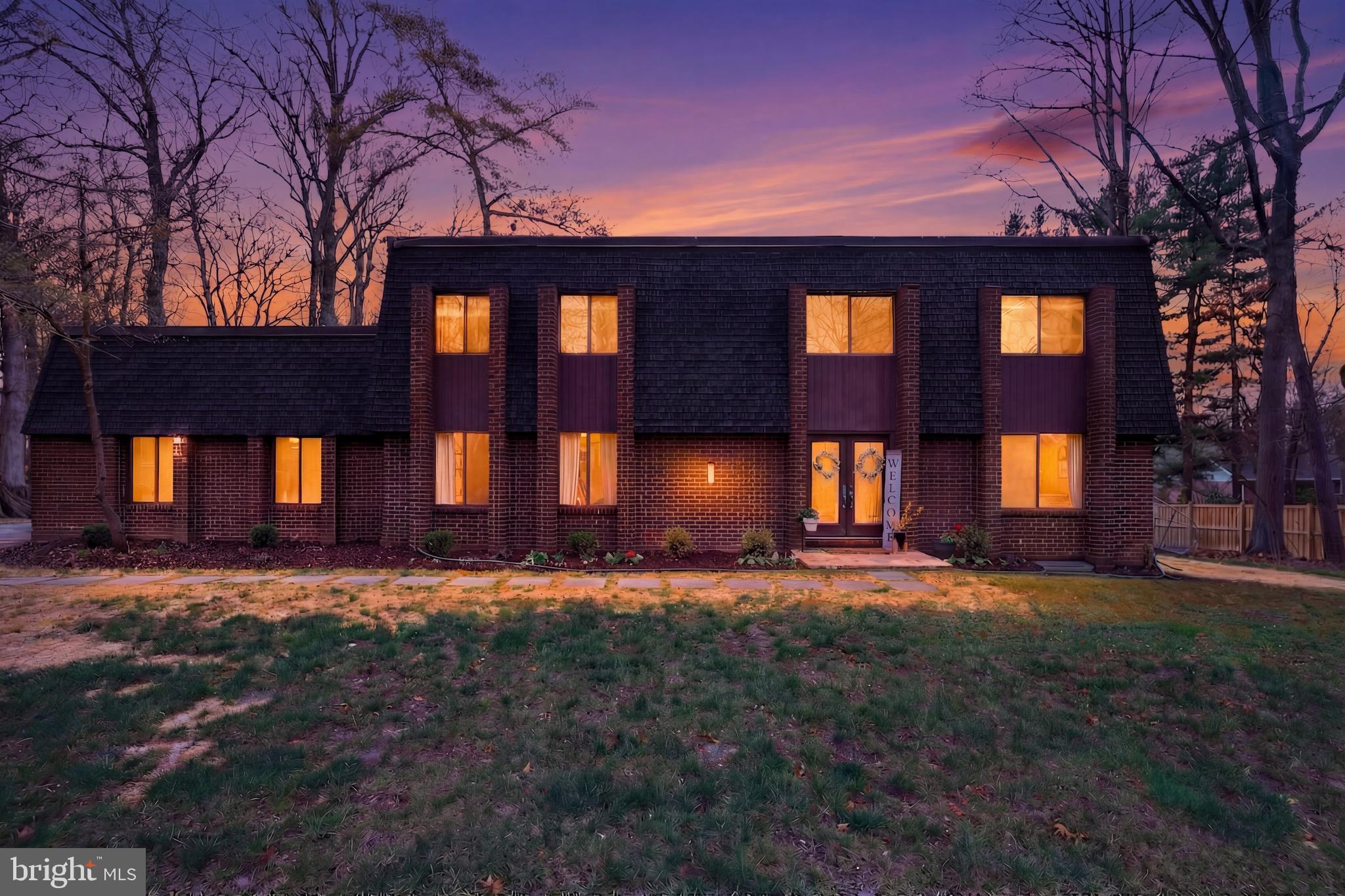 3413 ENGLEMEADE