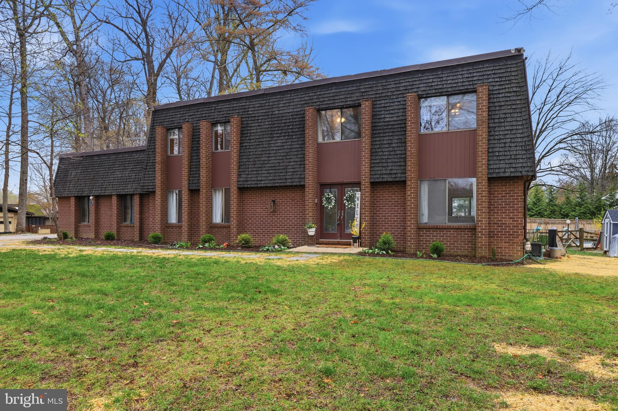 3413 ENGLEMEADE