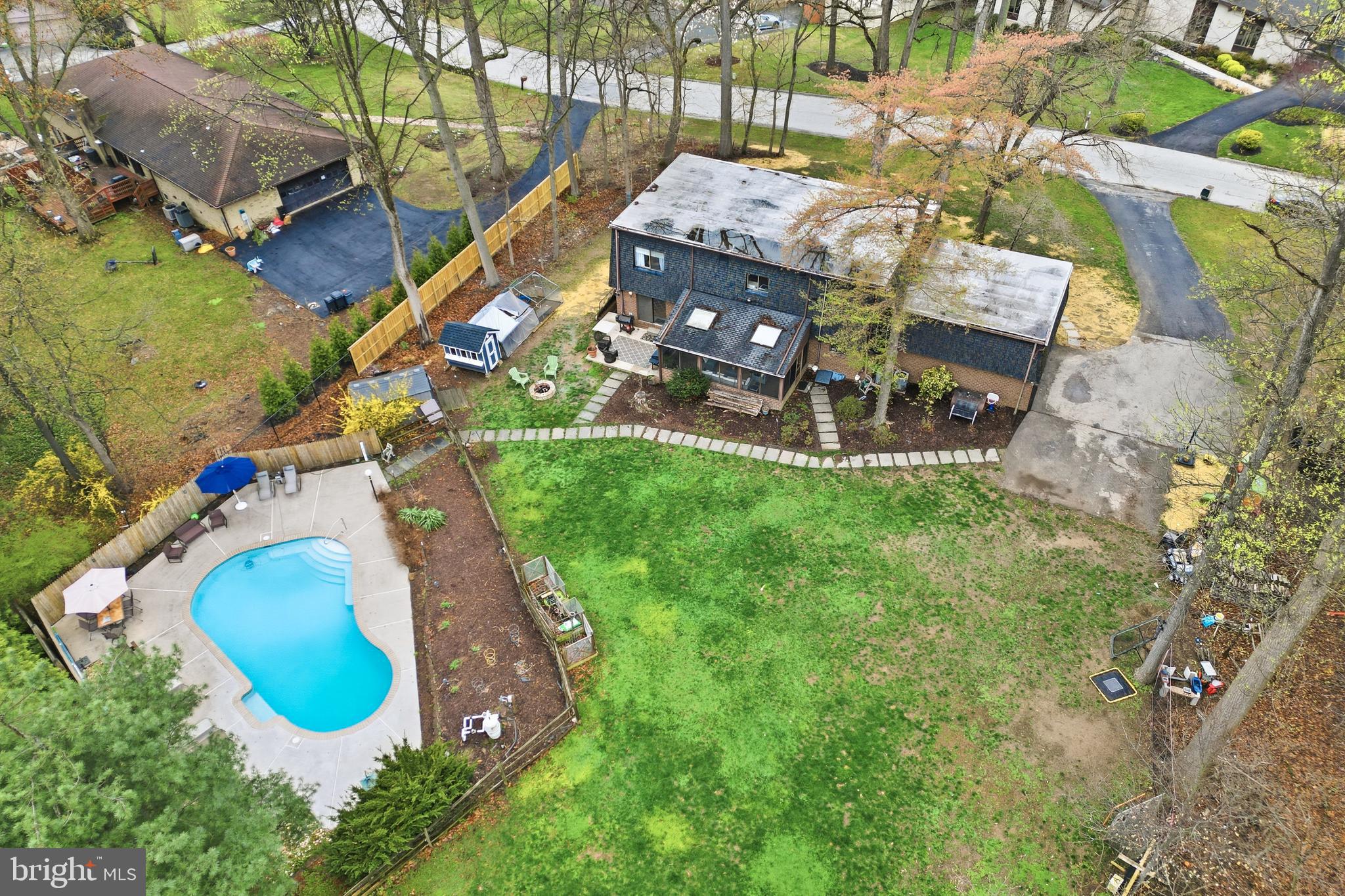 3413 ENGLEMEADE