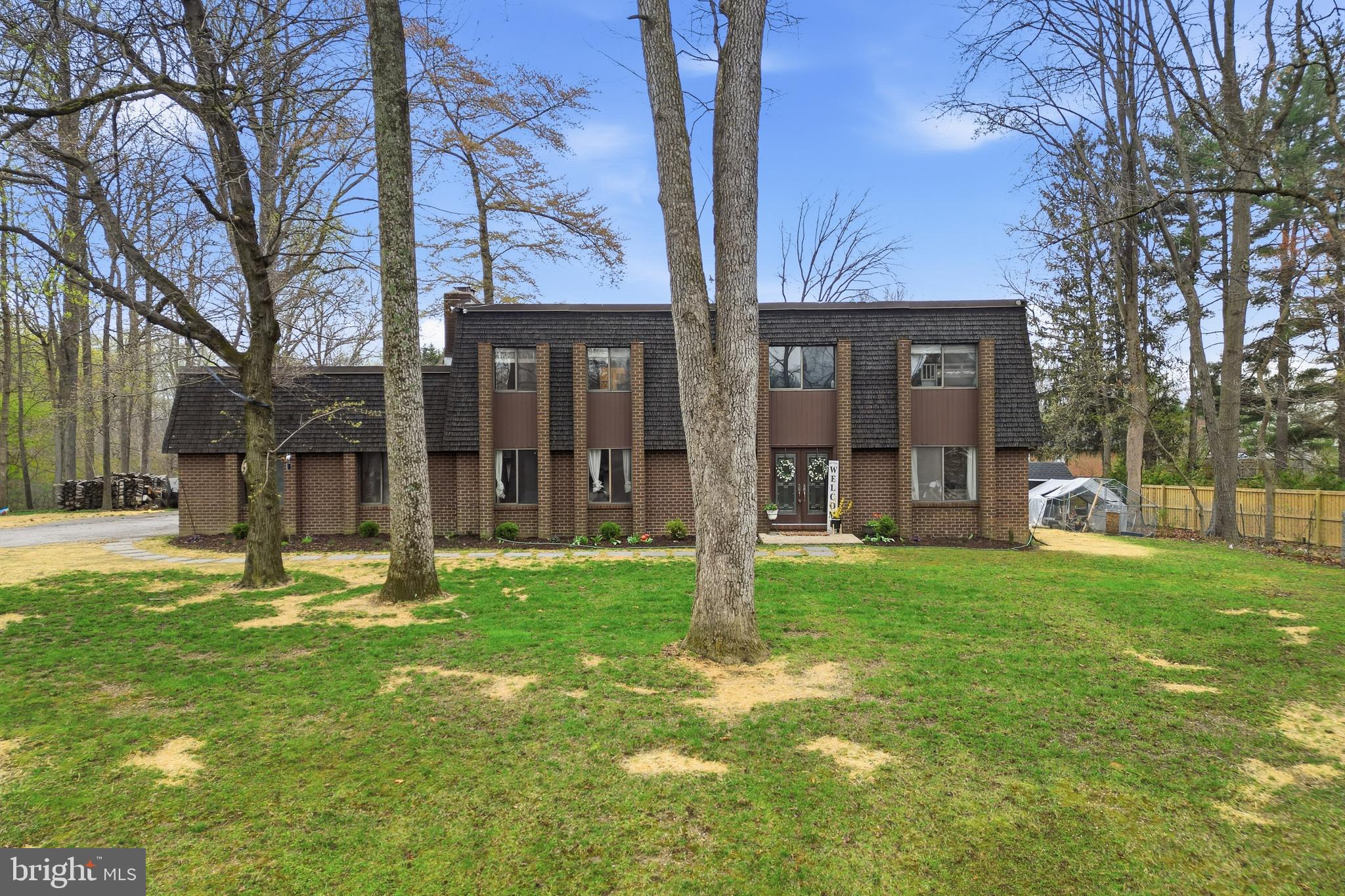 3413 ENGLEMEADE