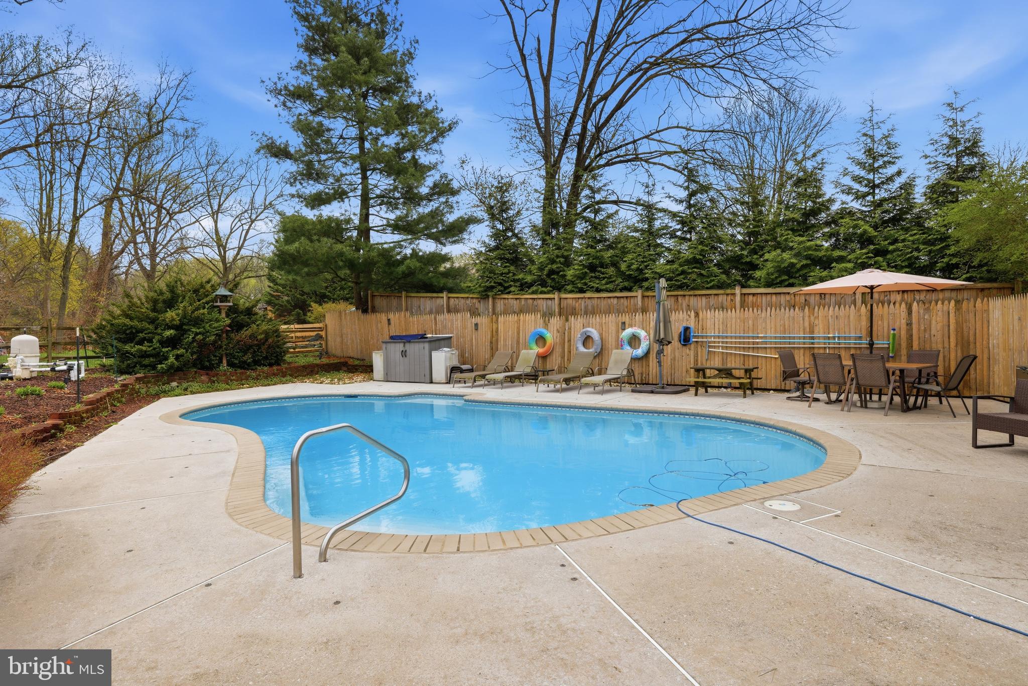 3413 ENGLEMEADE