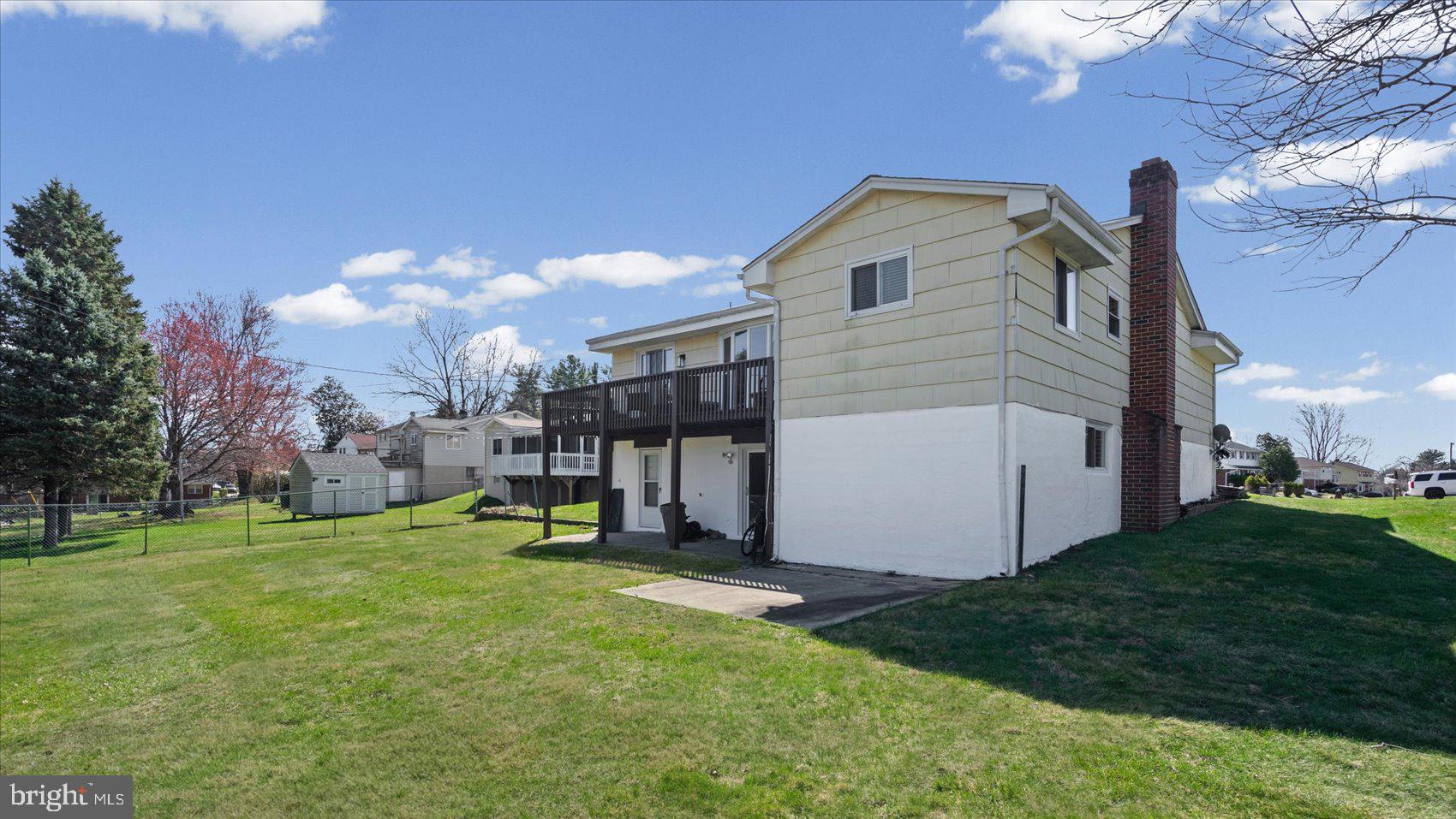 9908 HOYT CIRCLE
