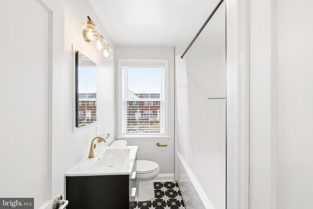 8129 KIRKWALL COURT