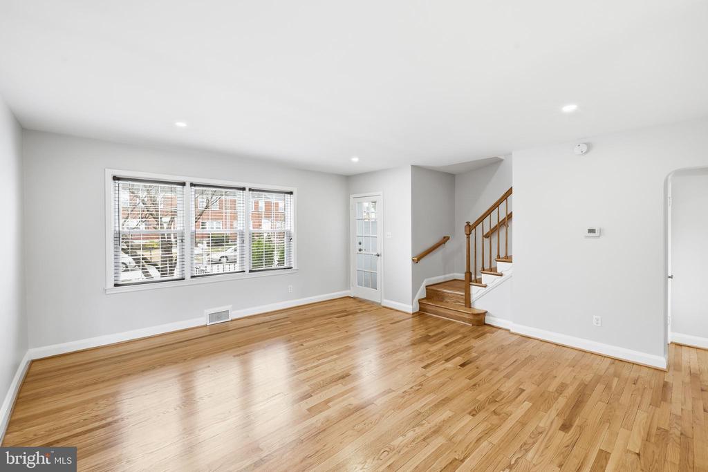 8129 KIRKWALL COURT