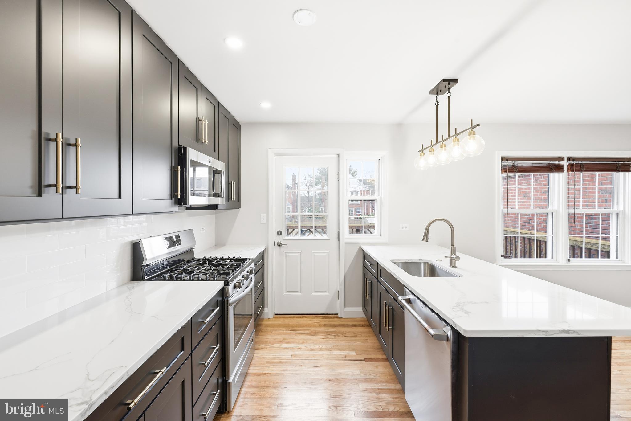 8129 KIRKWALL COURT