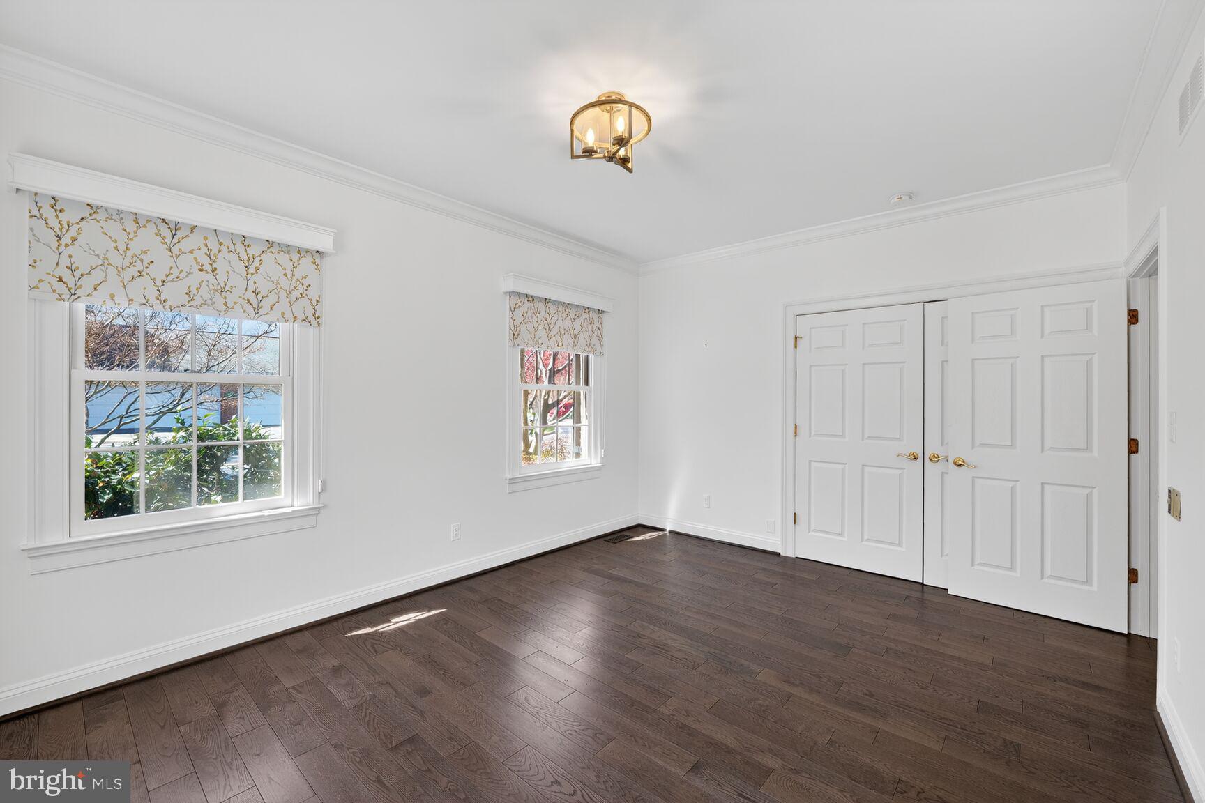 614 BRIGHTWOOD CLUB DRIVE 614
