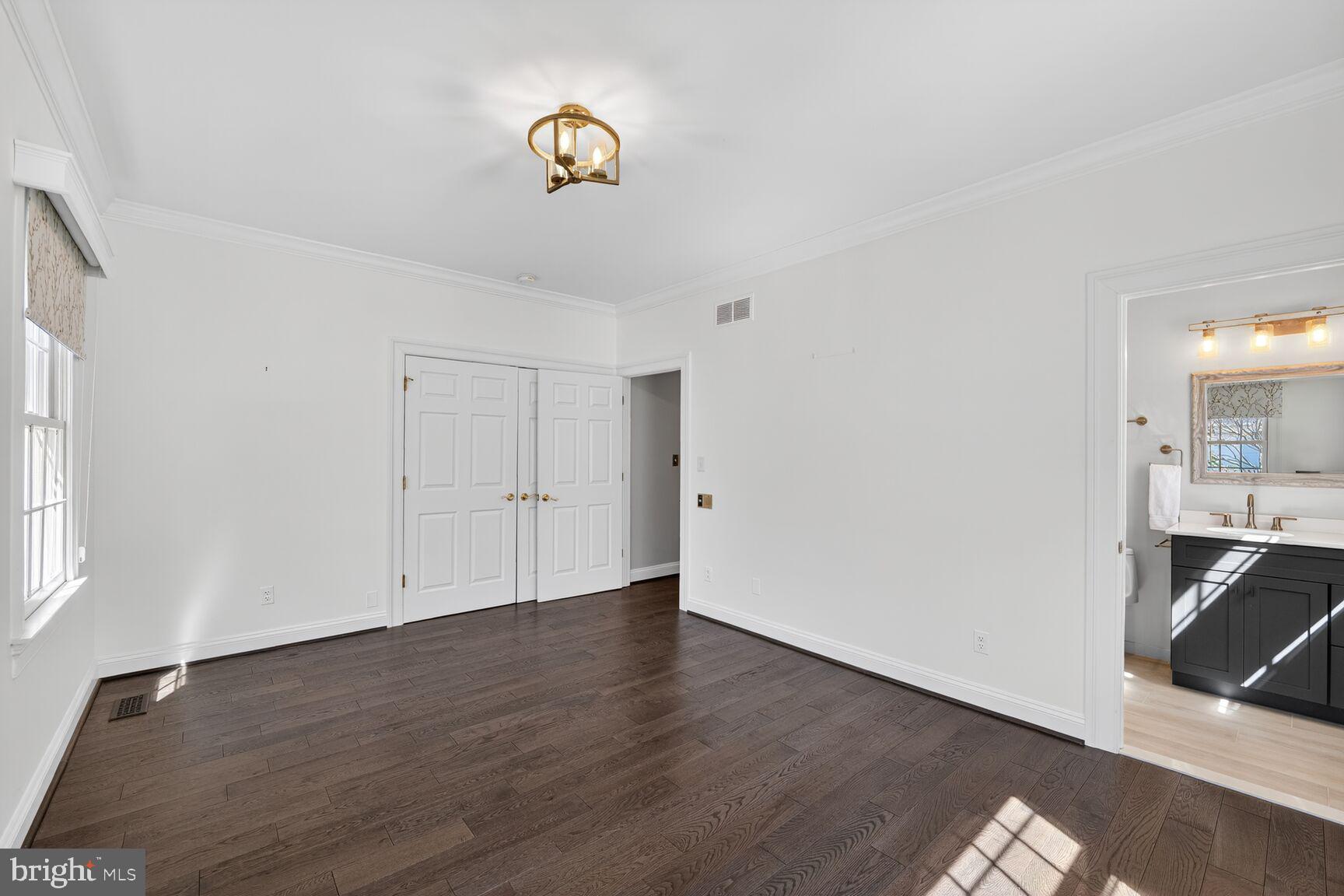 614 BRIGHTWOOD CLUB DRIVE 614