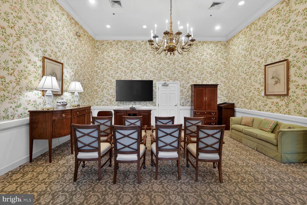 614 BRIGHTWOOD CLUB DRIVE 614