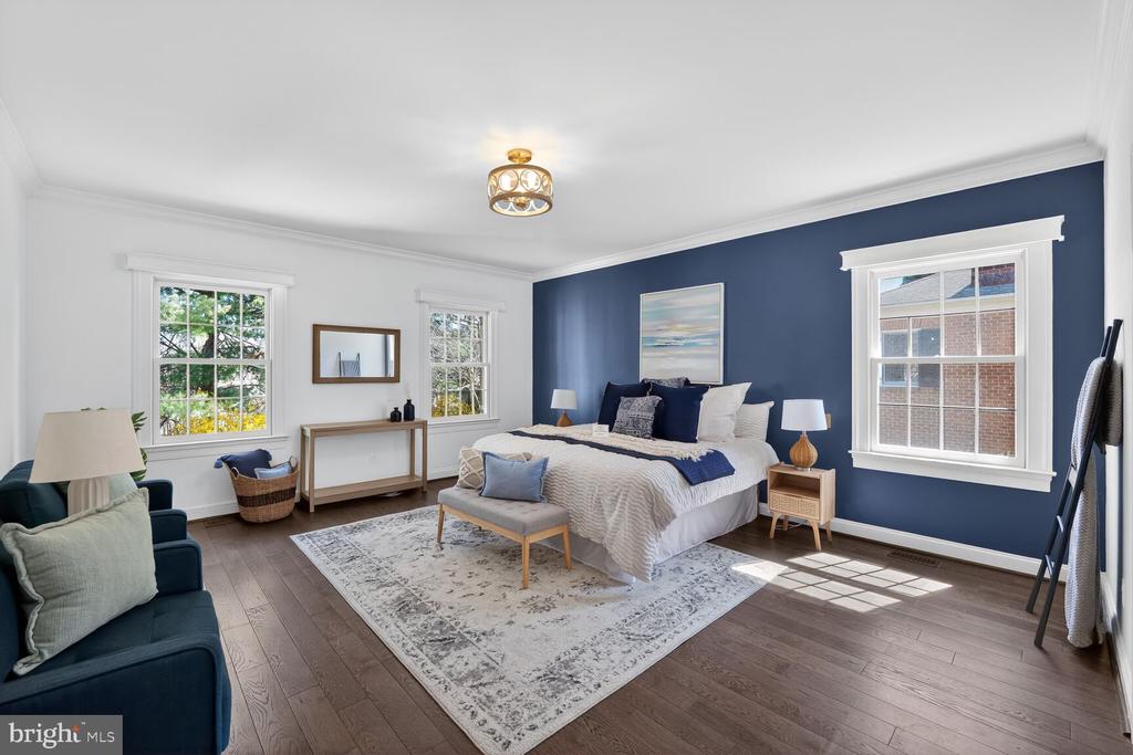 614 BRIGHTWOOD CLUB DRIVE 614