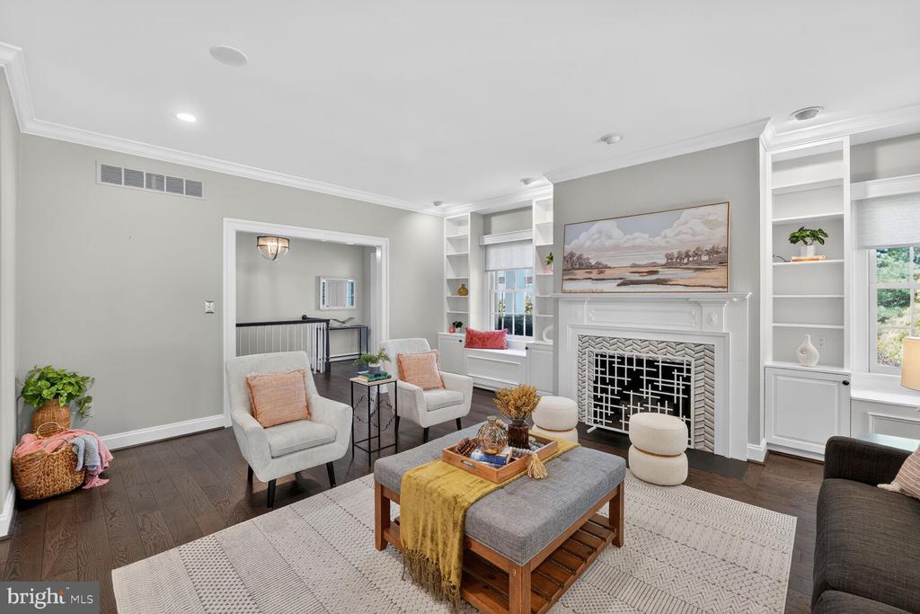 614 BRIGHTWOOD CLUB DRIVE 614