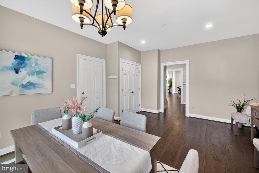 614 BRIGHTWOOD CLUB DRIVE 614