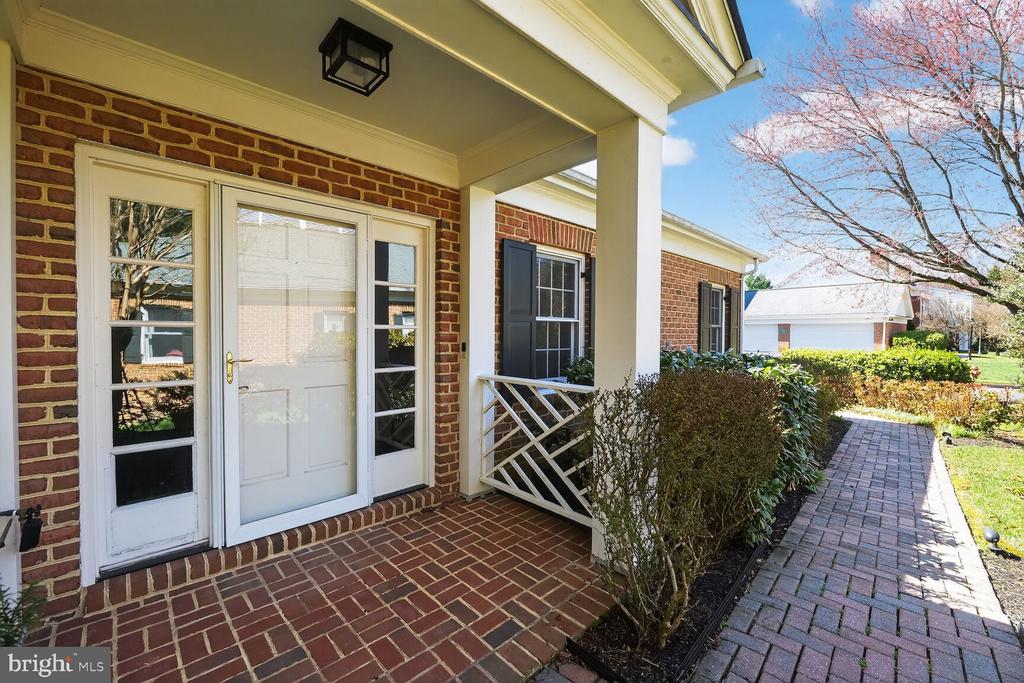 614 BRIGHTWOOD CLUB DRIVE 614