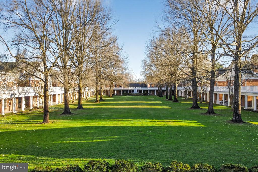 614 BRIGHTWOOD CLUB DRIVE 614