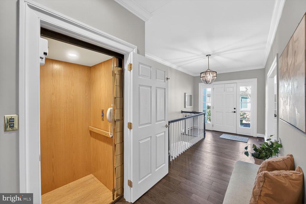 614 BRIGHTWOOD CLUB DRIVE 614