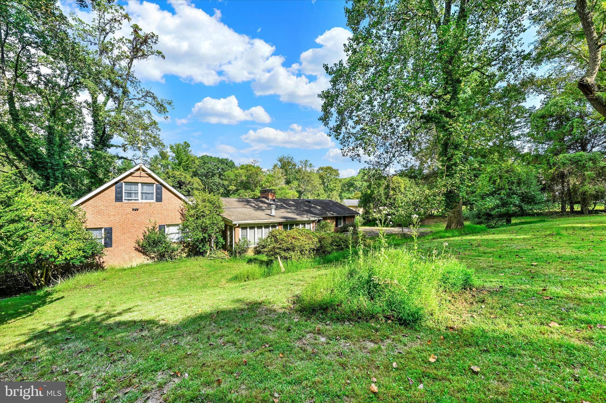 4302 MANORWOOD DRIVE