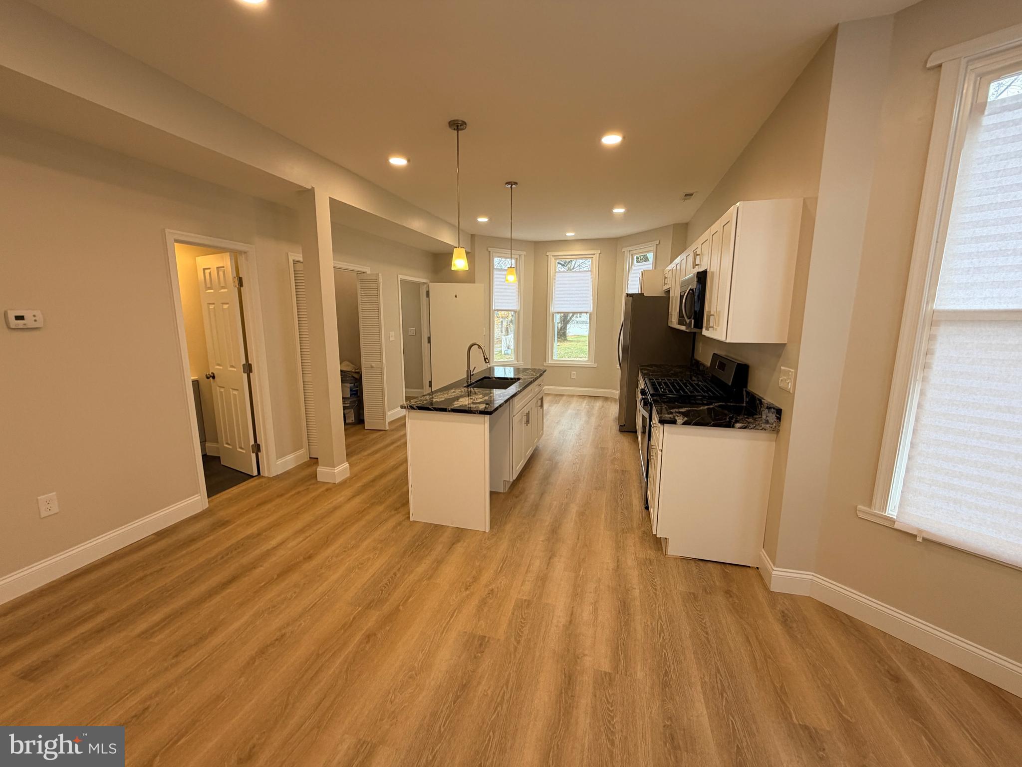 3 E OVERLEA AVENUE 2