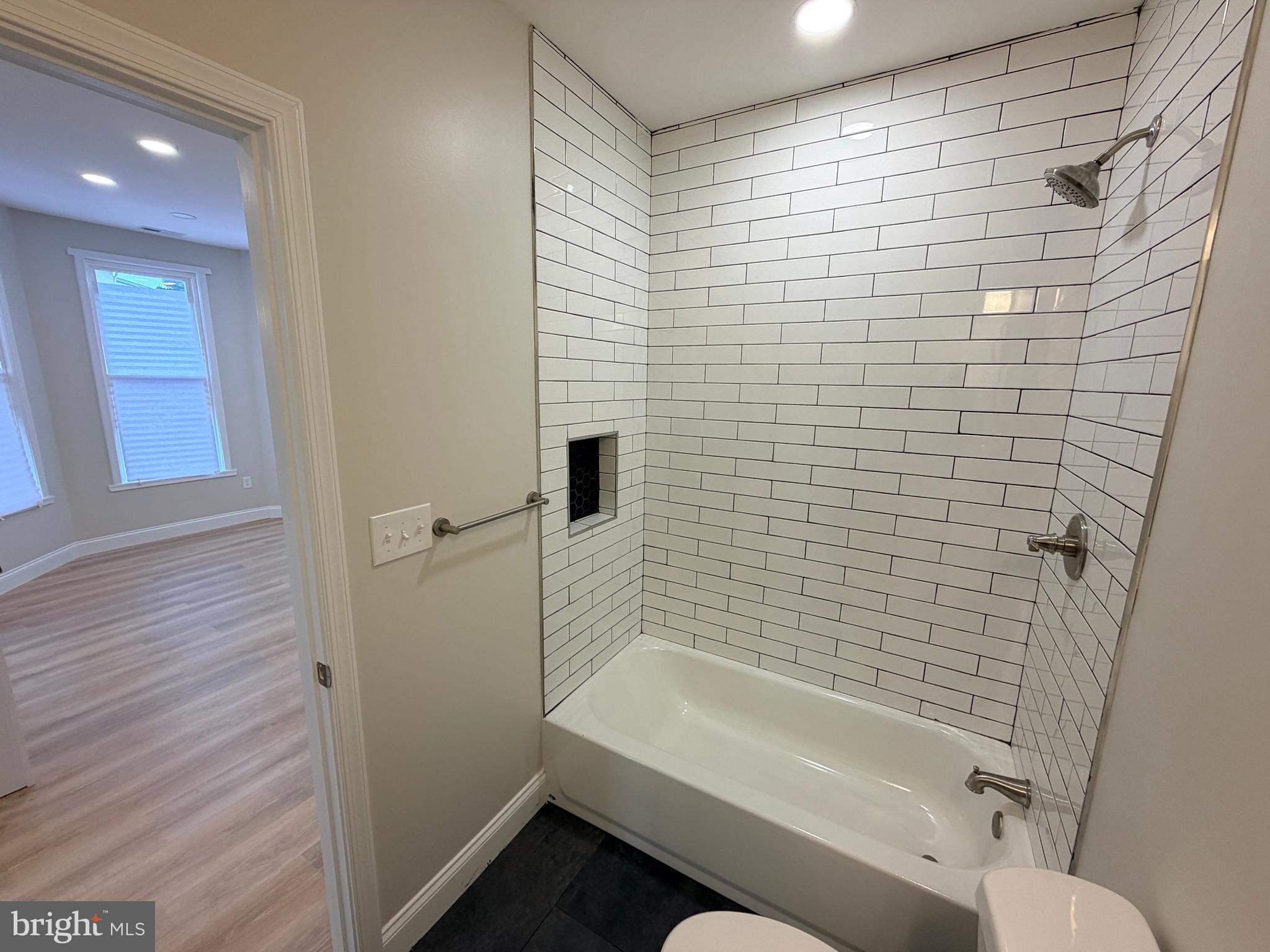 3 E OVERLEA AVENUE 2
