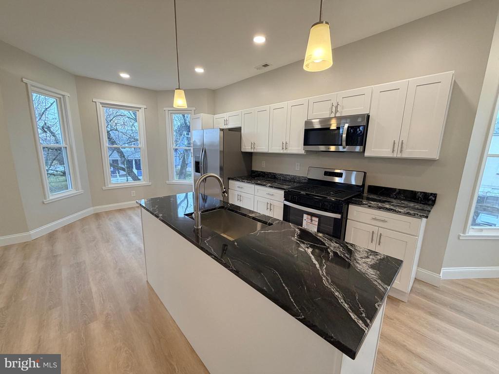 3 E OVERLEA AVENUE 1