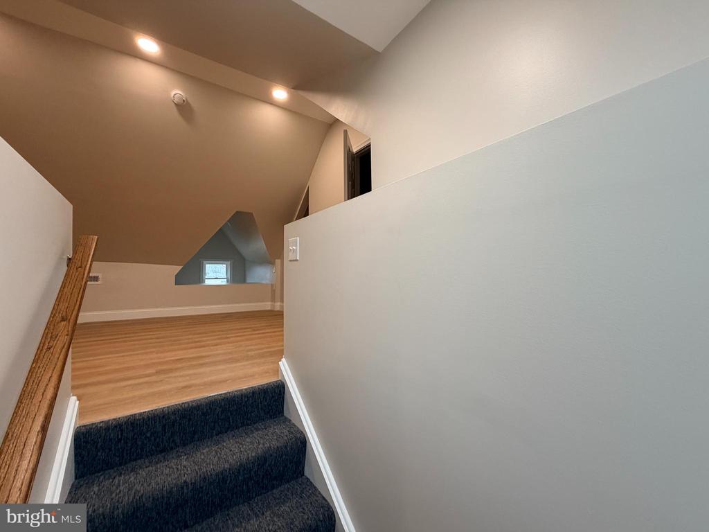 3 E OVERLEA AVENUE 1