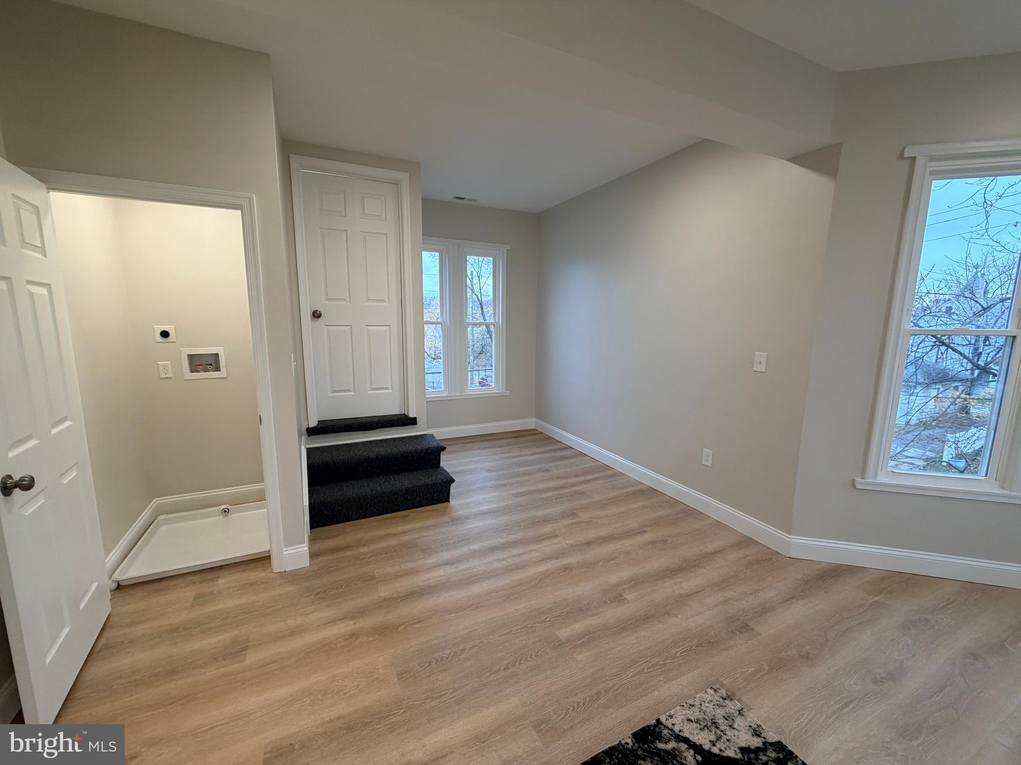 3 E OVERLEA AVENUE 1