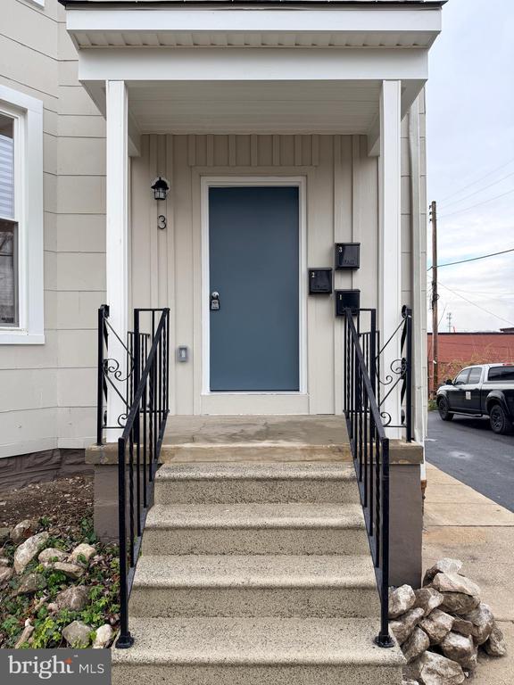 3 E OVERLEA AVENUE 1