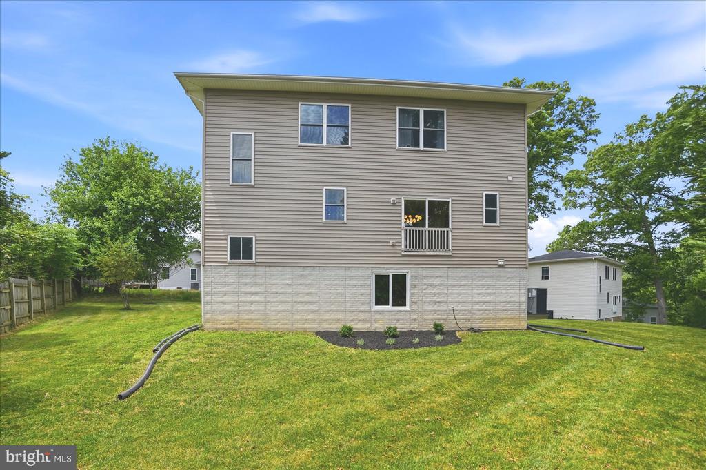 103 GWYNNBROOK AVENUE