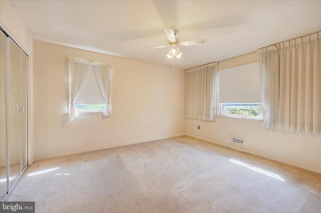 3724 PARKFIELD ROAD