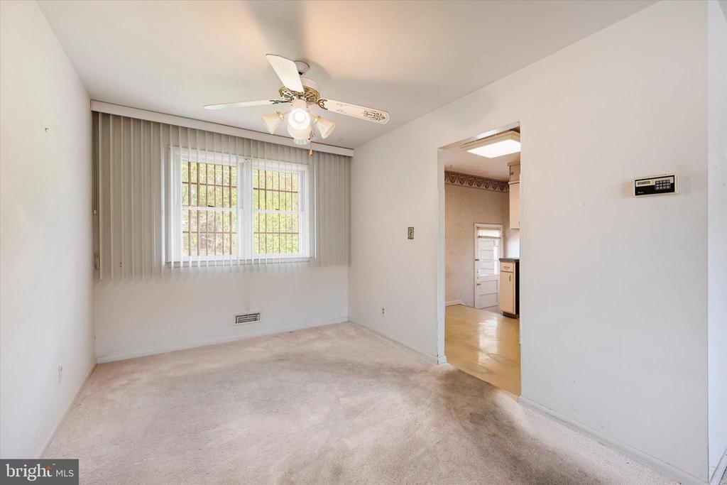 3724 PARKFIELD ROAD