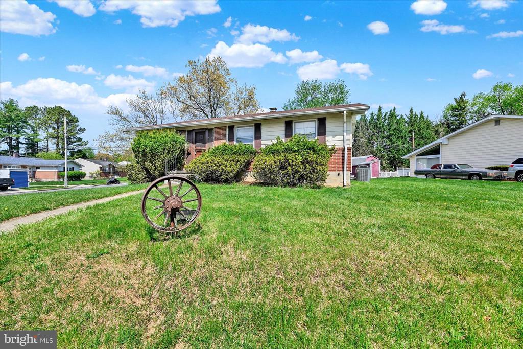 3724 PARKFIELD ROAD