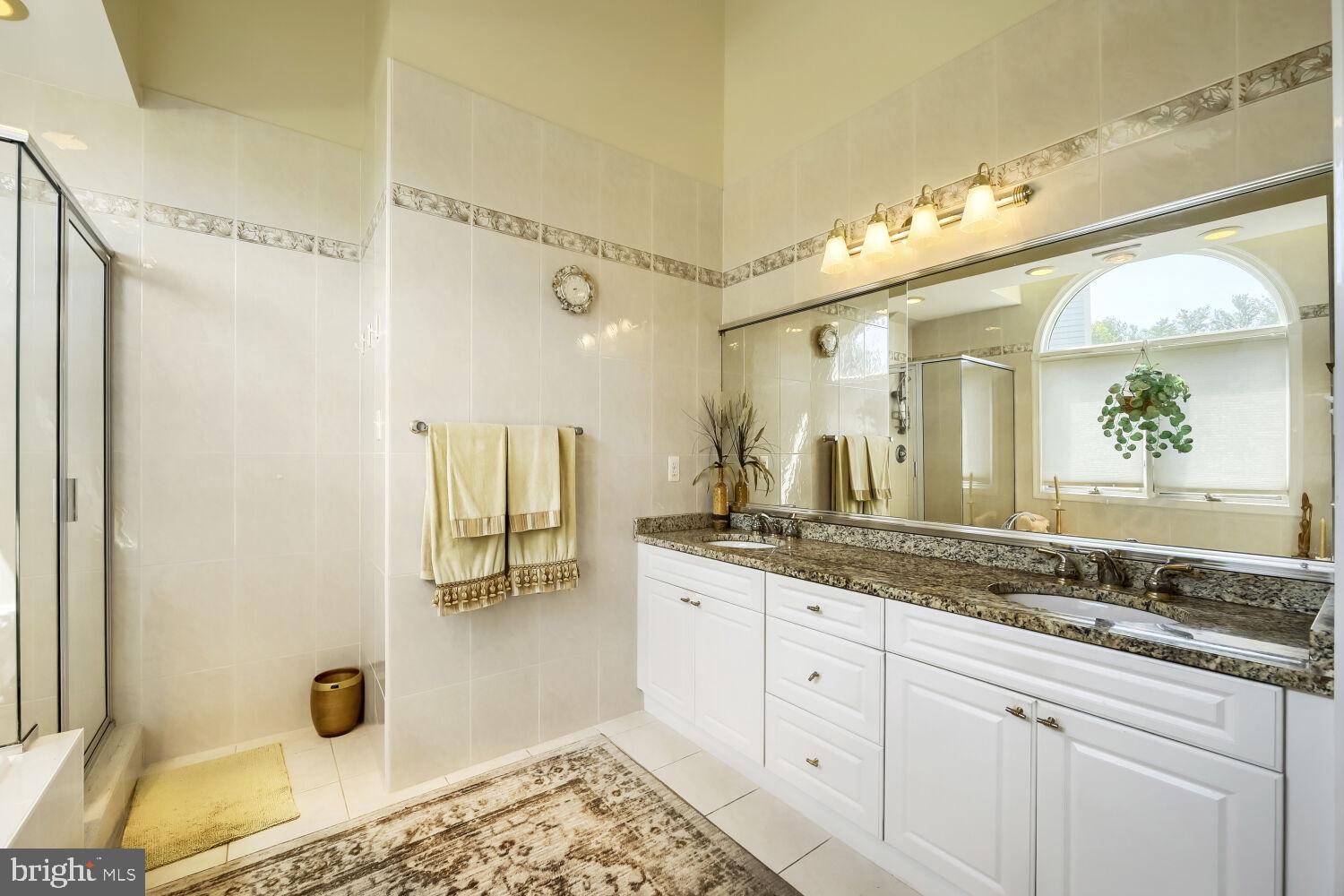 17 STABLEMERE COURT