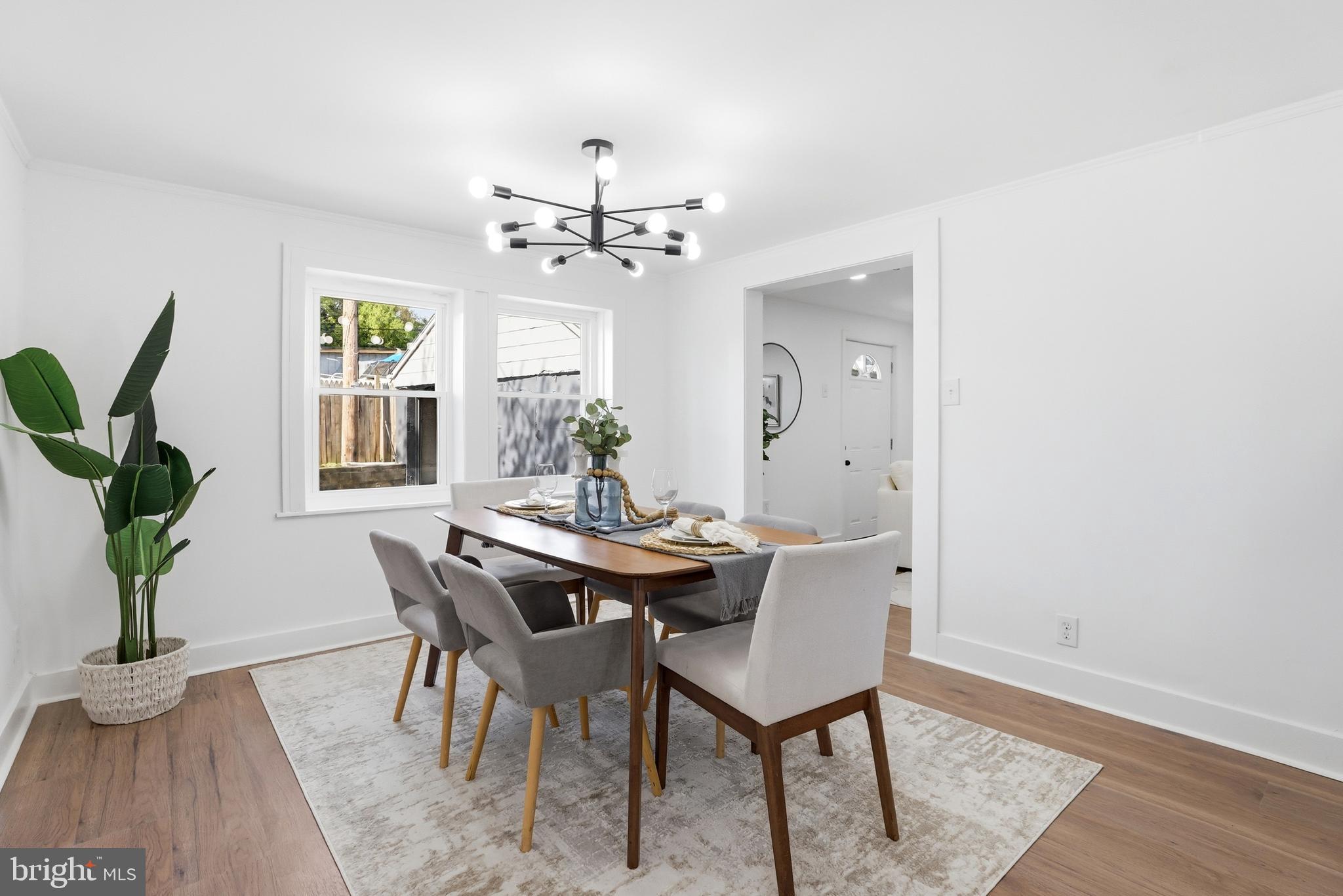 525 45TH STREET