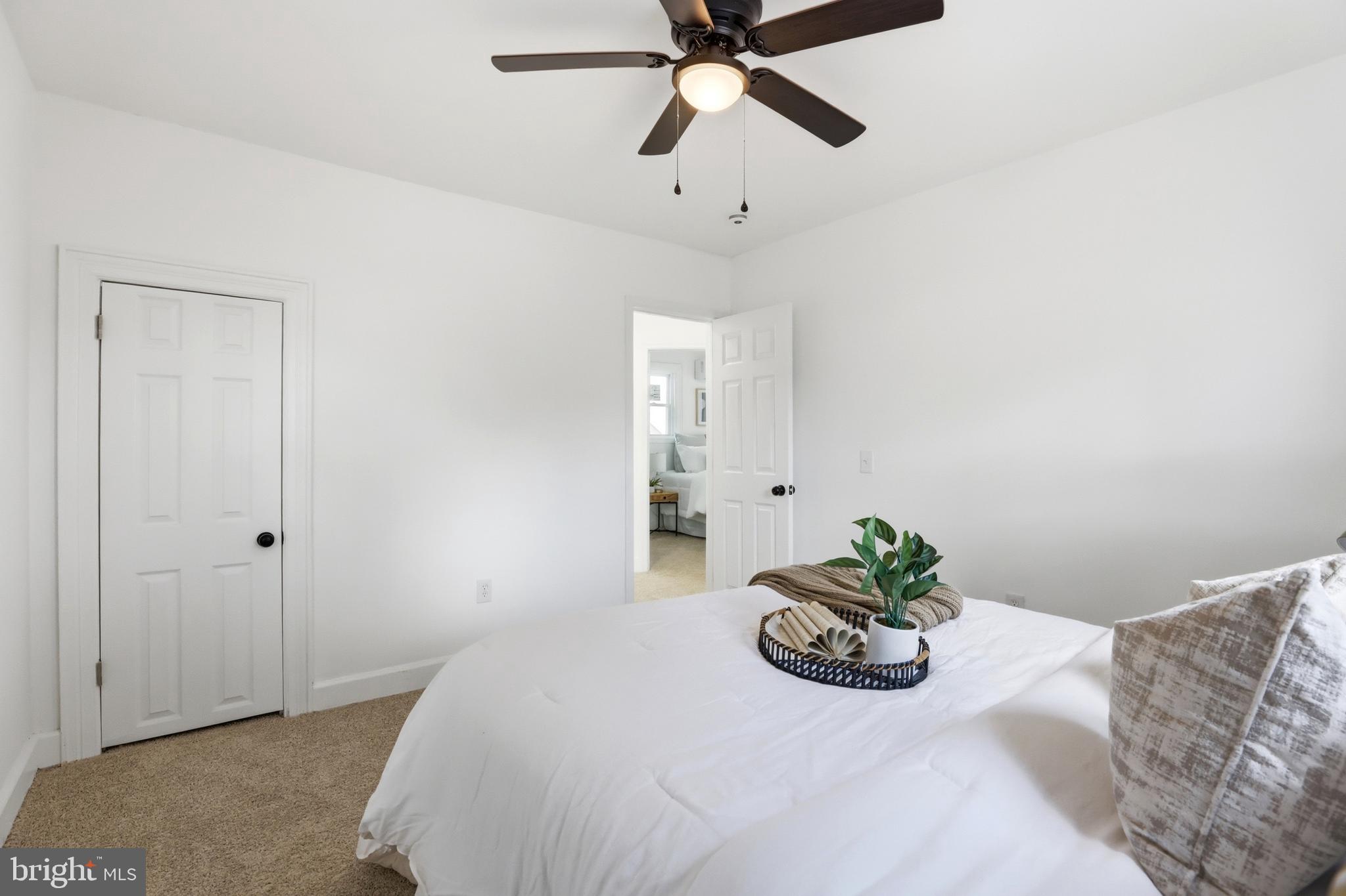525 45TH STREET